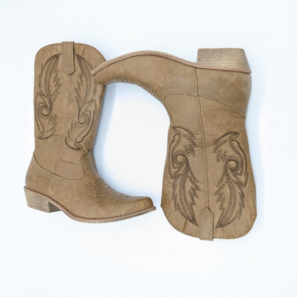 Coconuts by Matisse Tan Faux Leather Gaucho Cowboy Boots Size 6.5 - Picture 7 of 9